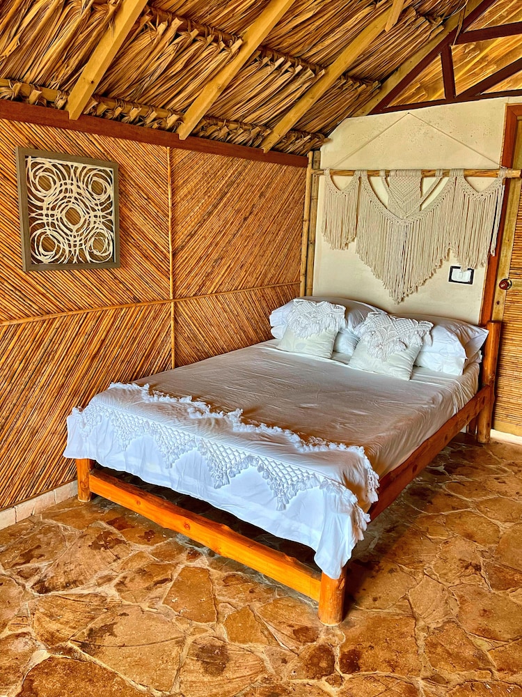 Hotel Isla Mucura