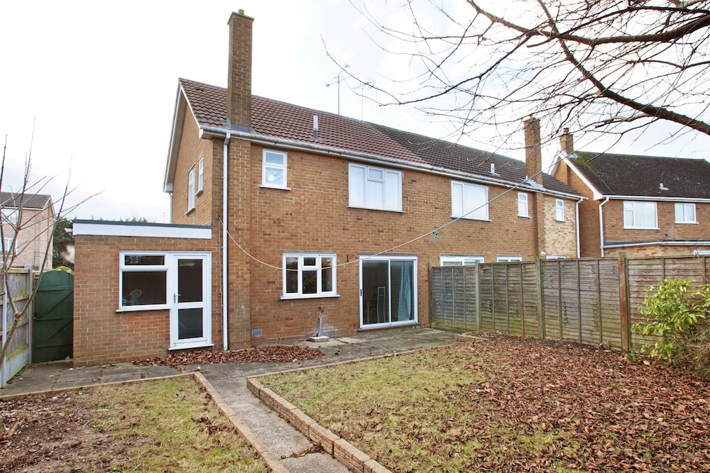 3 Bedroom House Near the City Center