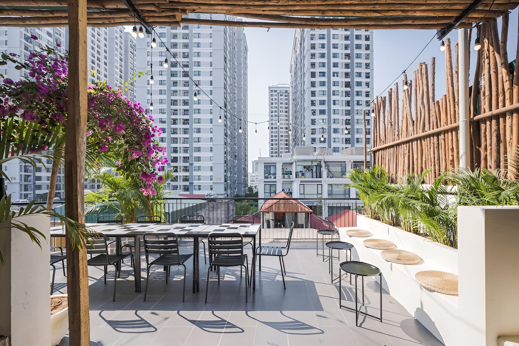 HOME KEY - Big Group with Rooftop Garden