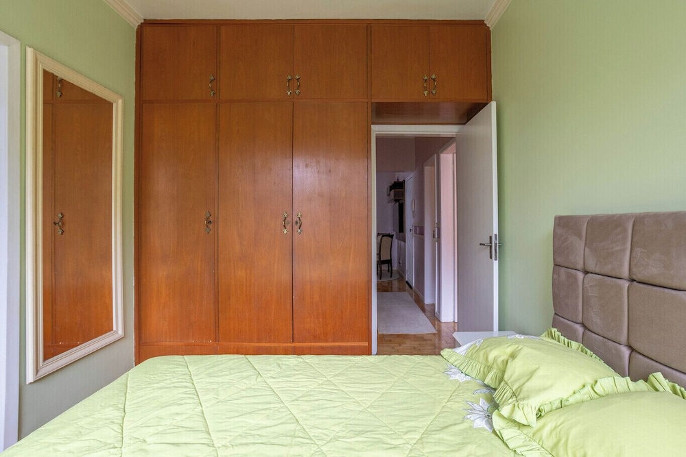 Apartamento c 2 Quartos no Centro Hist Rico