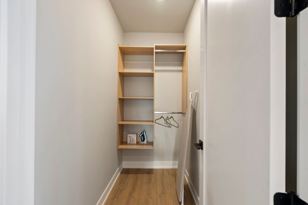 New Build in Pilsen Spacious 2 Bed 2 Bath Unit