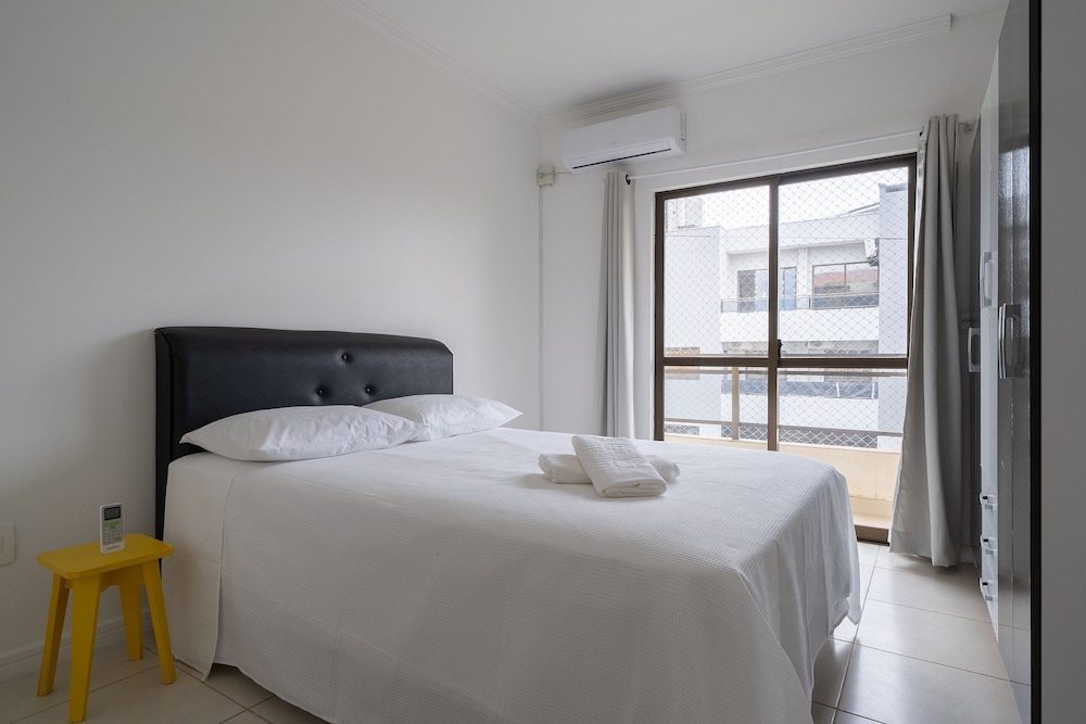 3BR apt sea View on Bombas Beach Vdn303