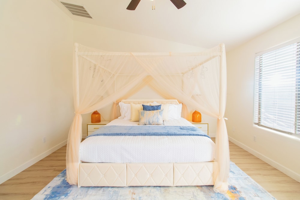 Casa Desert Willow 5BR Home & Pool