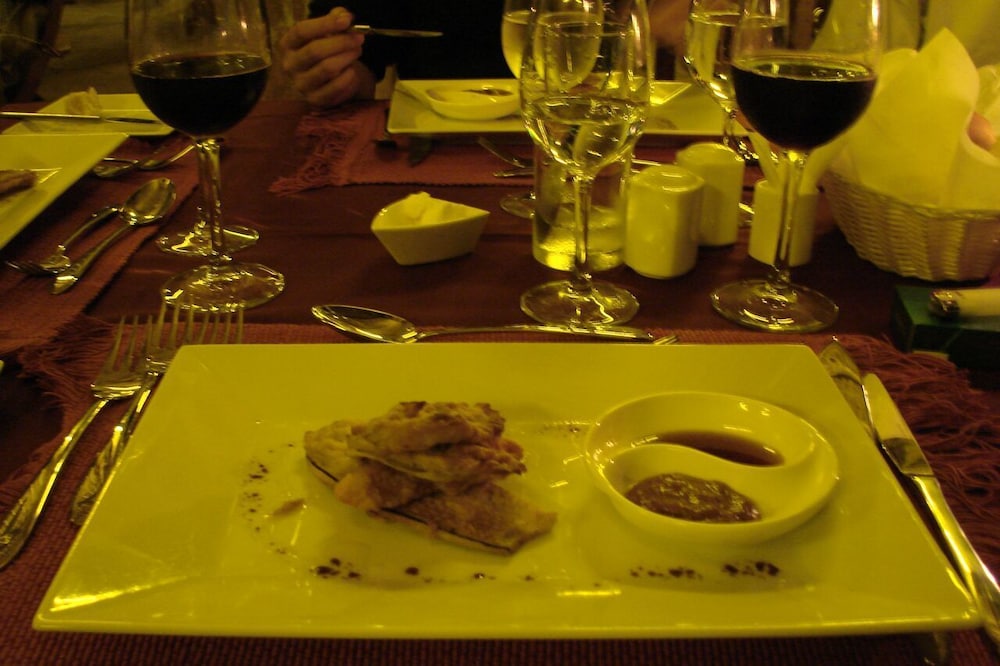 Man Eaters Lodge