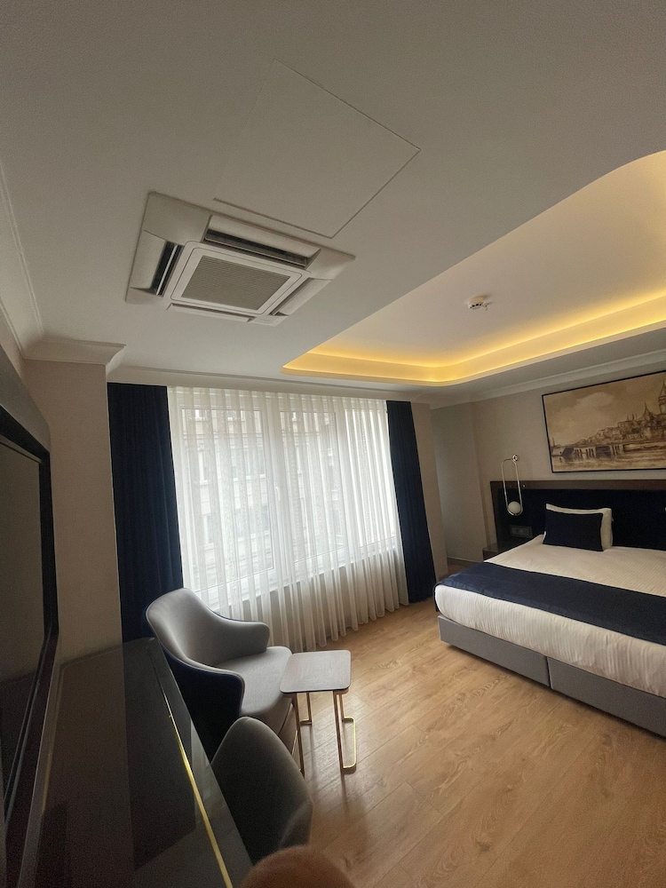 Nevi Otel & Süitler İstanbul Taksim - Image 25