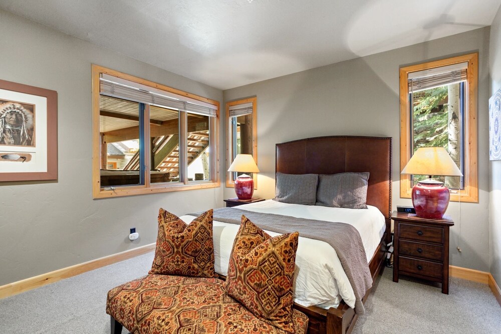 Trail's End Lodge at Deer Valley Resort - Four Bedroom Residence with Spa #12 4 Condo