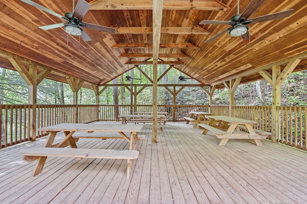 Misty Mountain View - 2 bedroom 2 Cabin