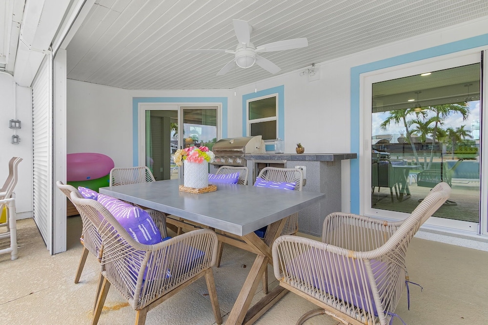 7 Dockside Dream: 3br/3ba Pool Home W/ Water Views! 3 Bedroom Home