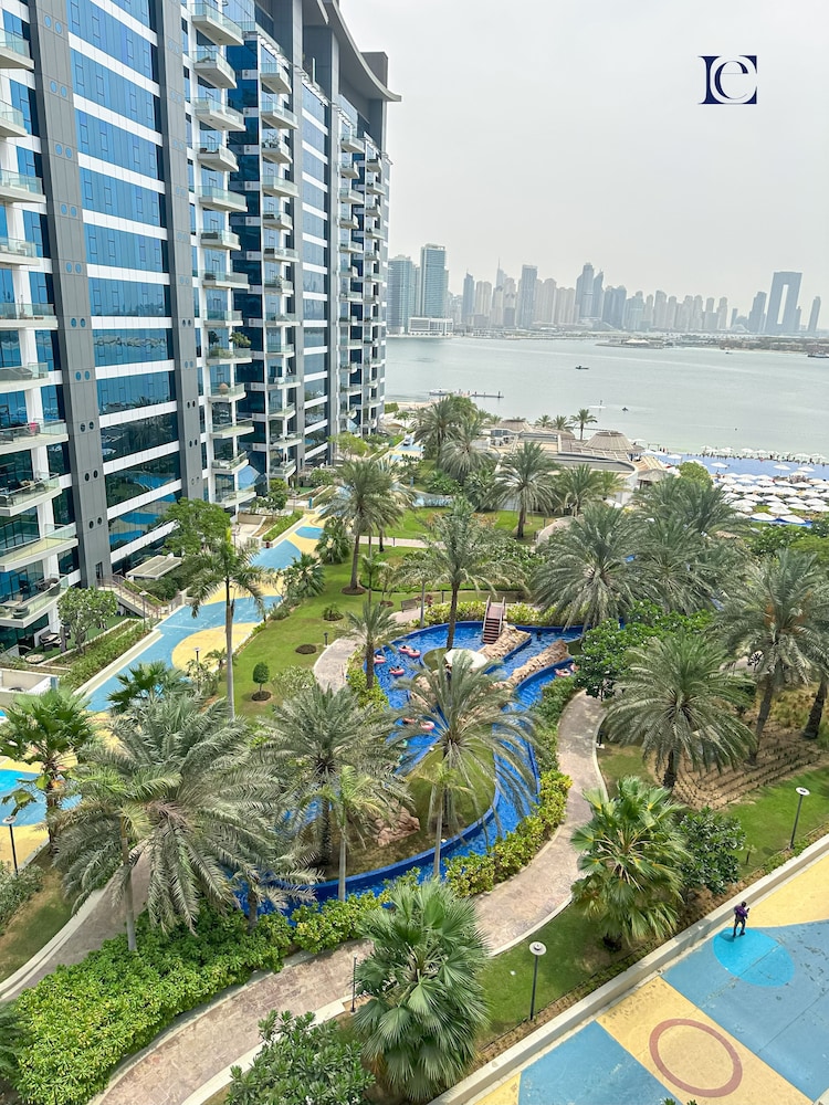 Premium 3BR Partial Sea View OCEANA