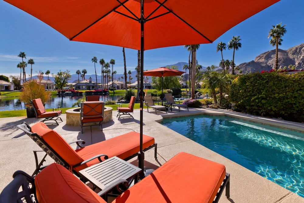 Casa Del Rio Luxe 3BR w Pool Spa Lake Views