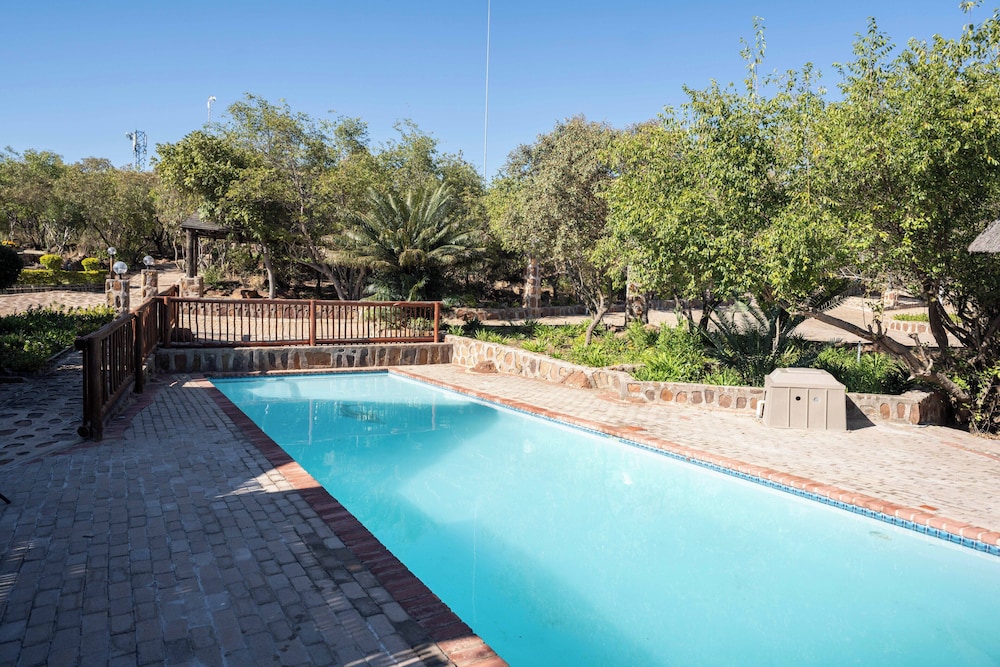 Room in Guest Room - Mmakuba Private Game Lodge, Superior Suite 5