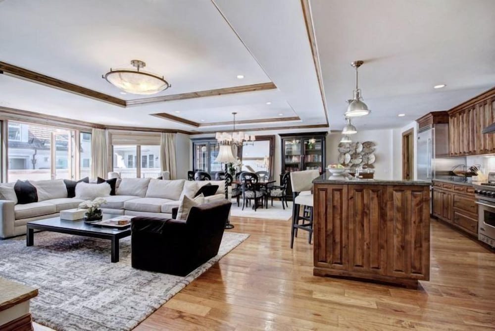 Platinum 2 Bedroom Vacation Rental in the Heart of Vail