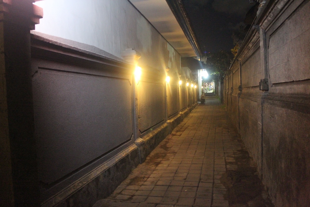 Letos Kubu Homestay