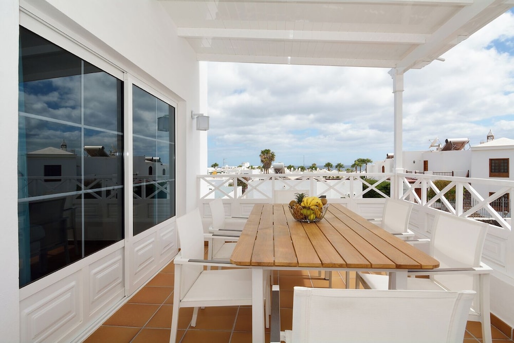 3bed Villa- Pool, Outdoor Dining Terrace, Sea View