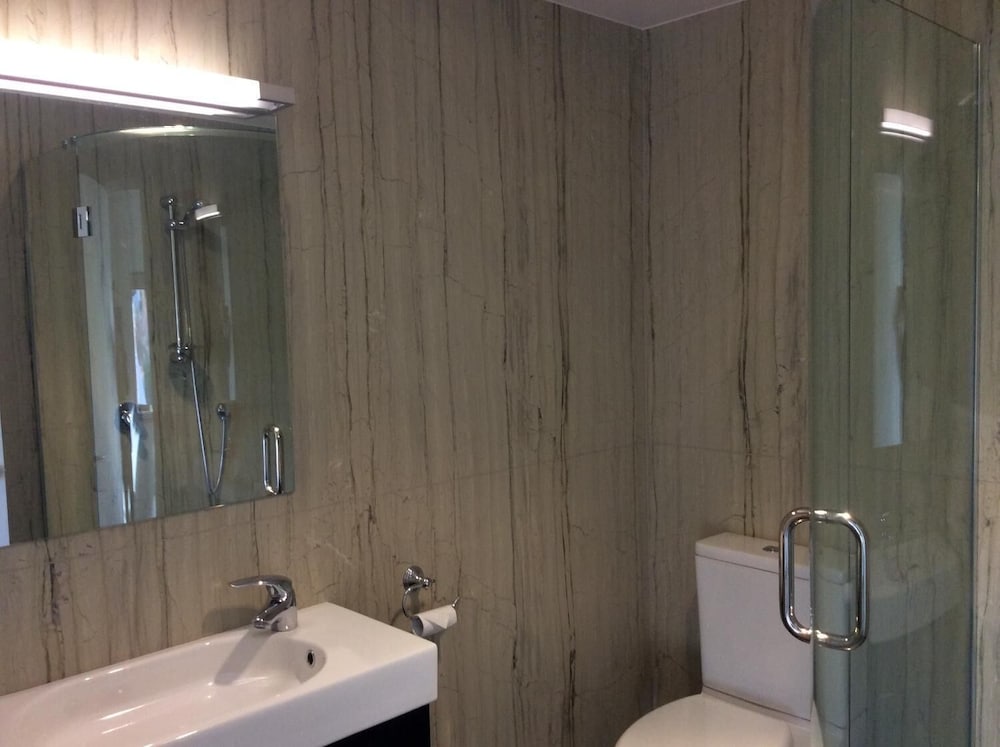 Golf Course Road Chalets — photo 25