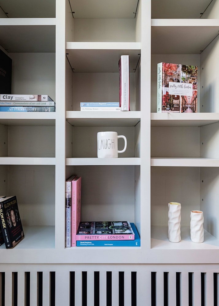 The Notting Hill Townhouse - by Out of Office Lifestyle