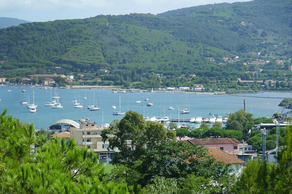 Apartment in Capoliveri Near Sandy Beaches photo 4