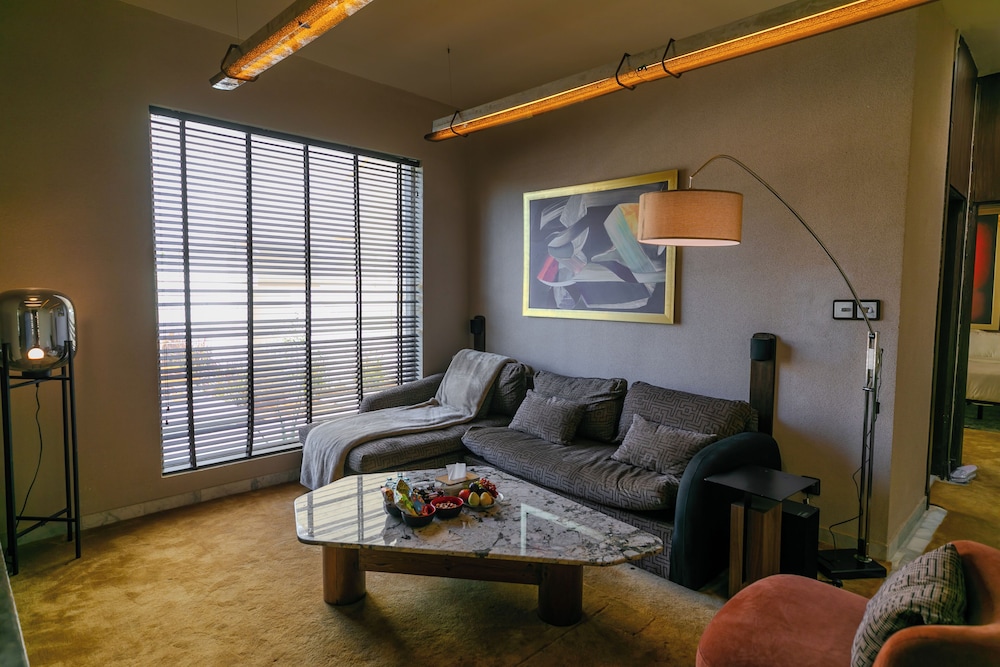 Portal Chalets With Private Pool-AlRawda