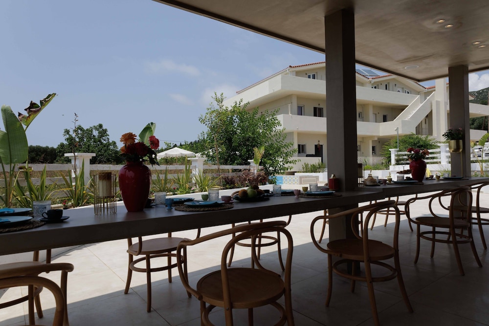 Maggana Residence