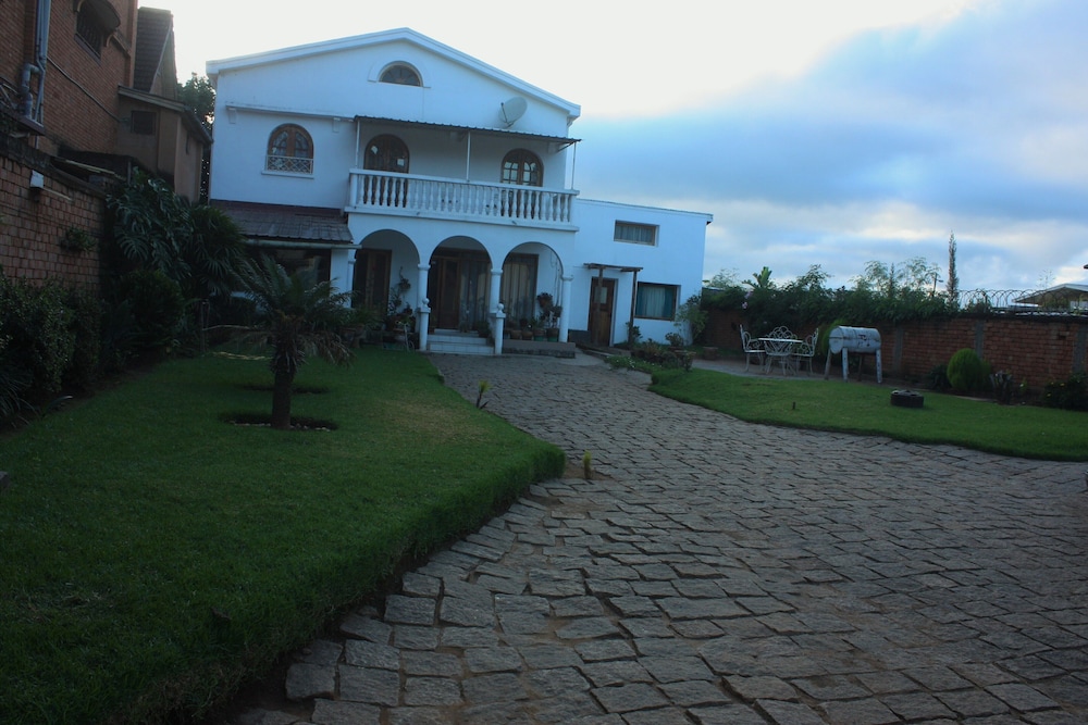 Faly Madagascar Tour