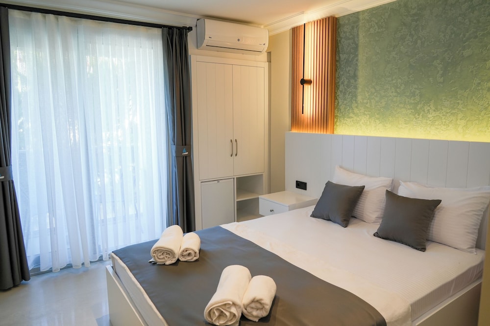 AKPINAR MARIN OTEL