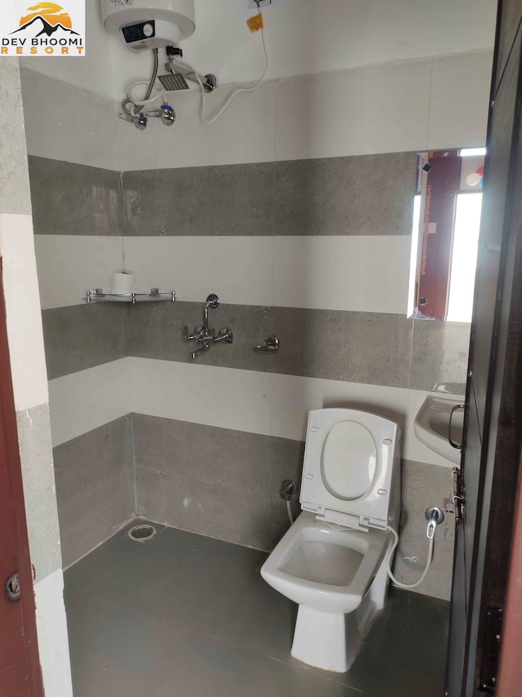 Dev Bhoomi Resort