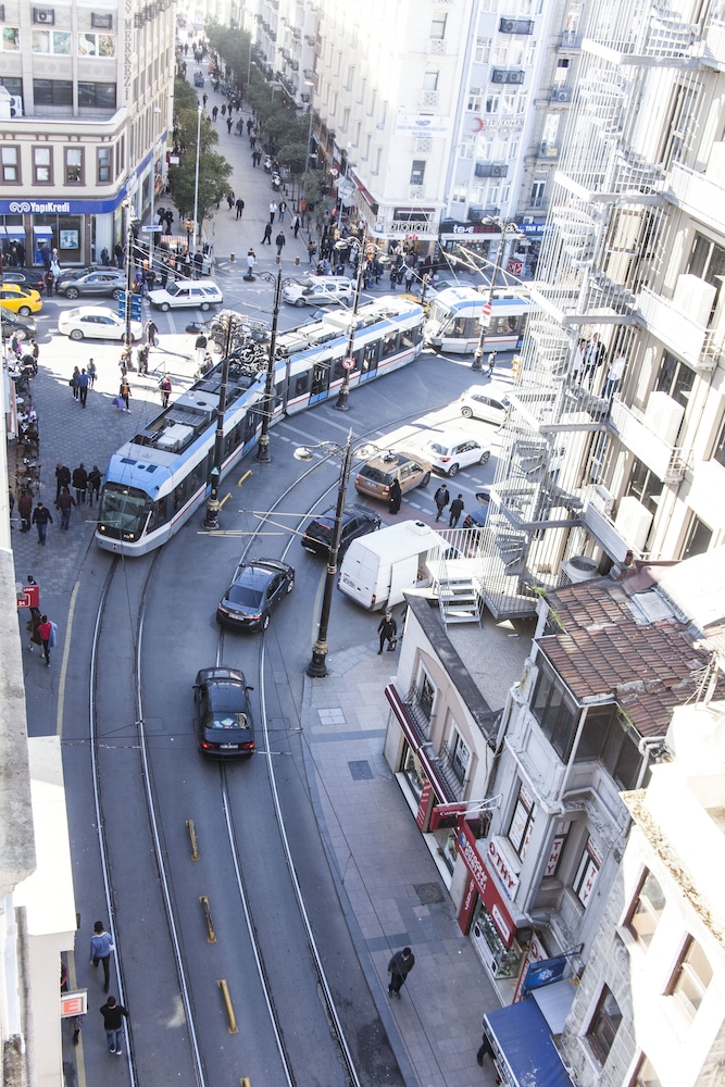 Old Port Otel - Image 9