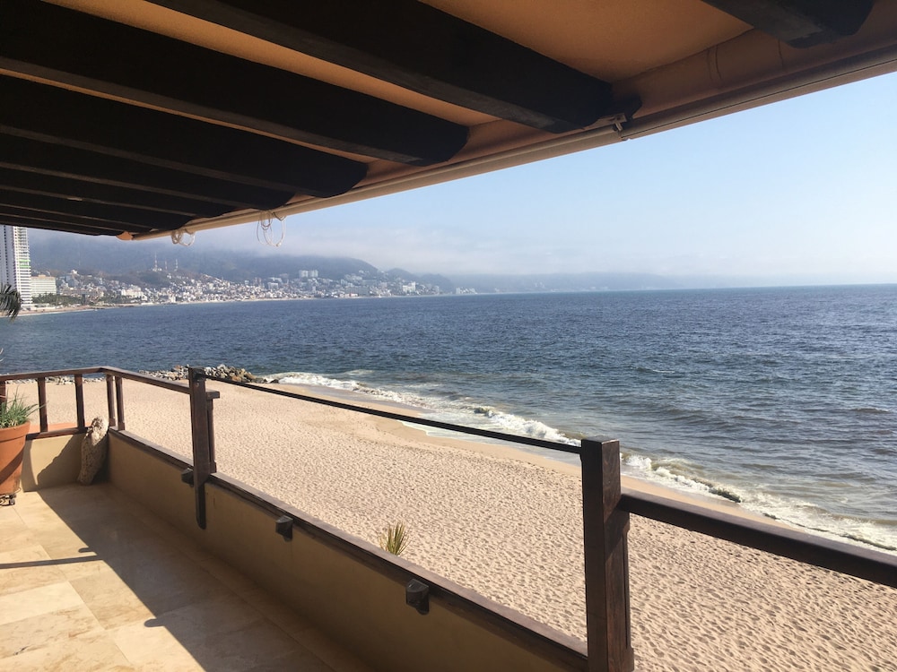 Los Tules Condominium Resort