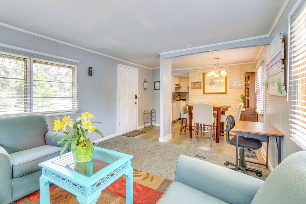 1 Mi to Sands Beach: Walkable Island Home w/ Yard!
