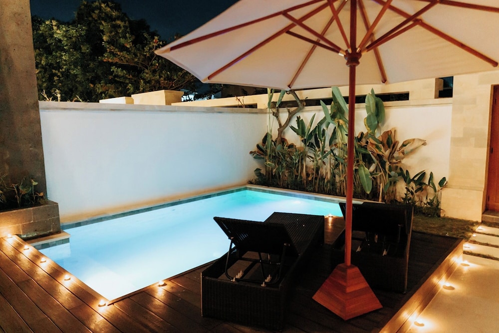 SLOKAYANA VILLAS