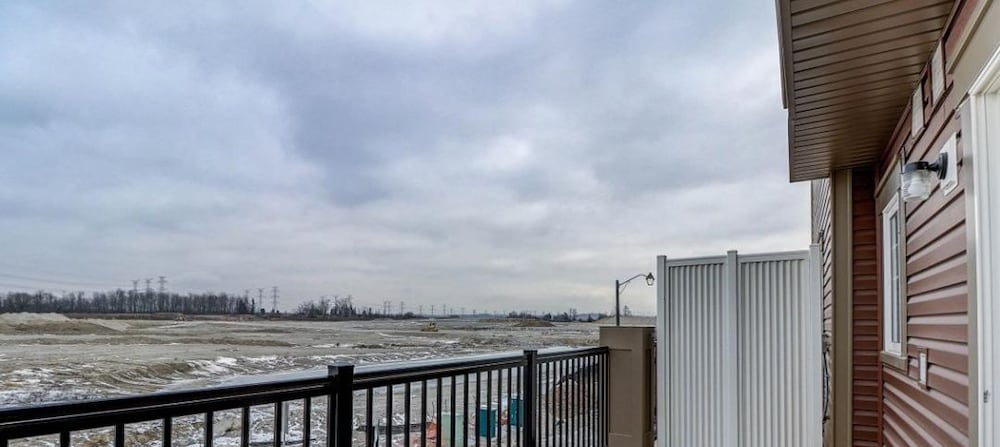 Oshawa Luxury
