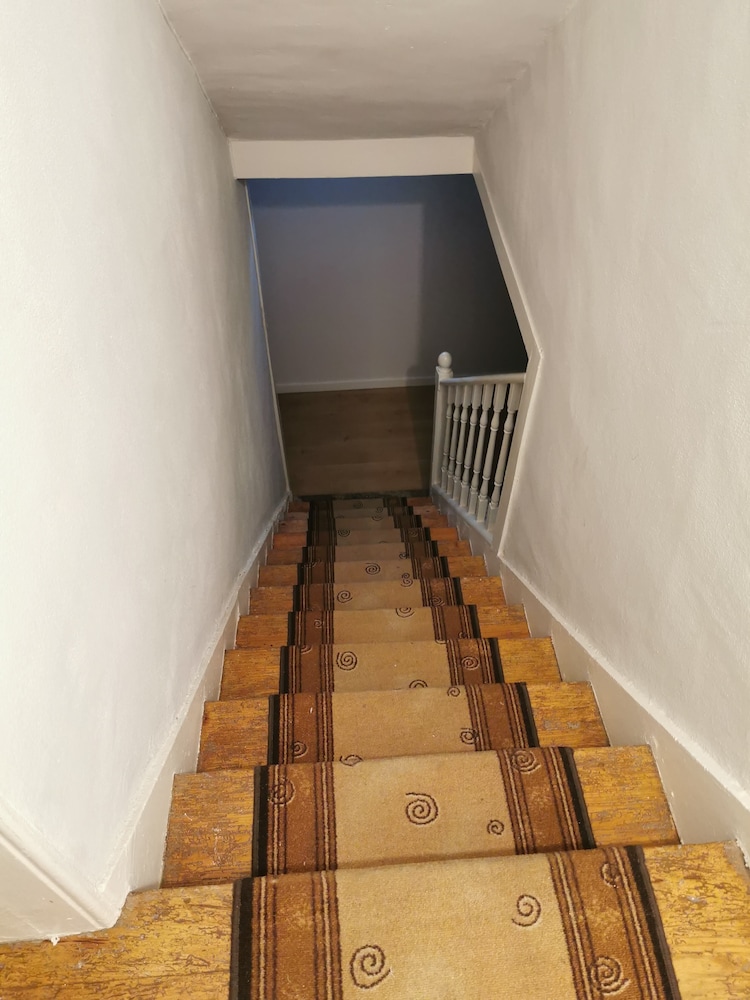 Jualis Guest House