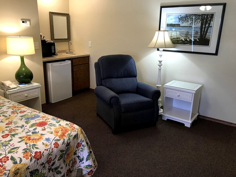 Bay Breeze Resort