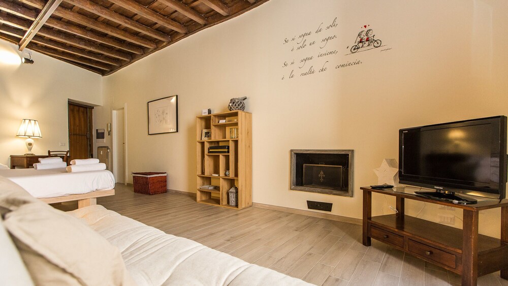 Rental In Rome Argentina Studio Flat