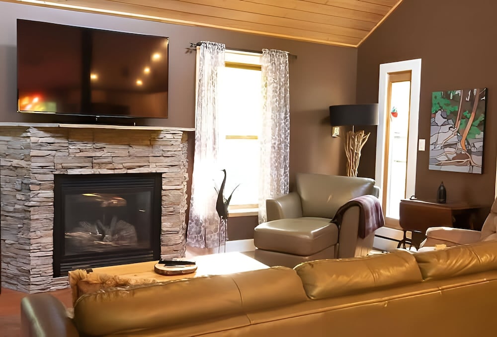 Cozy Cabin in the Forest