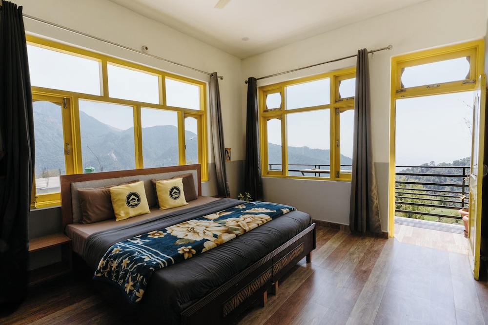 The Hosteller Kareri