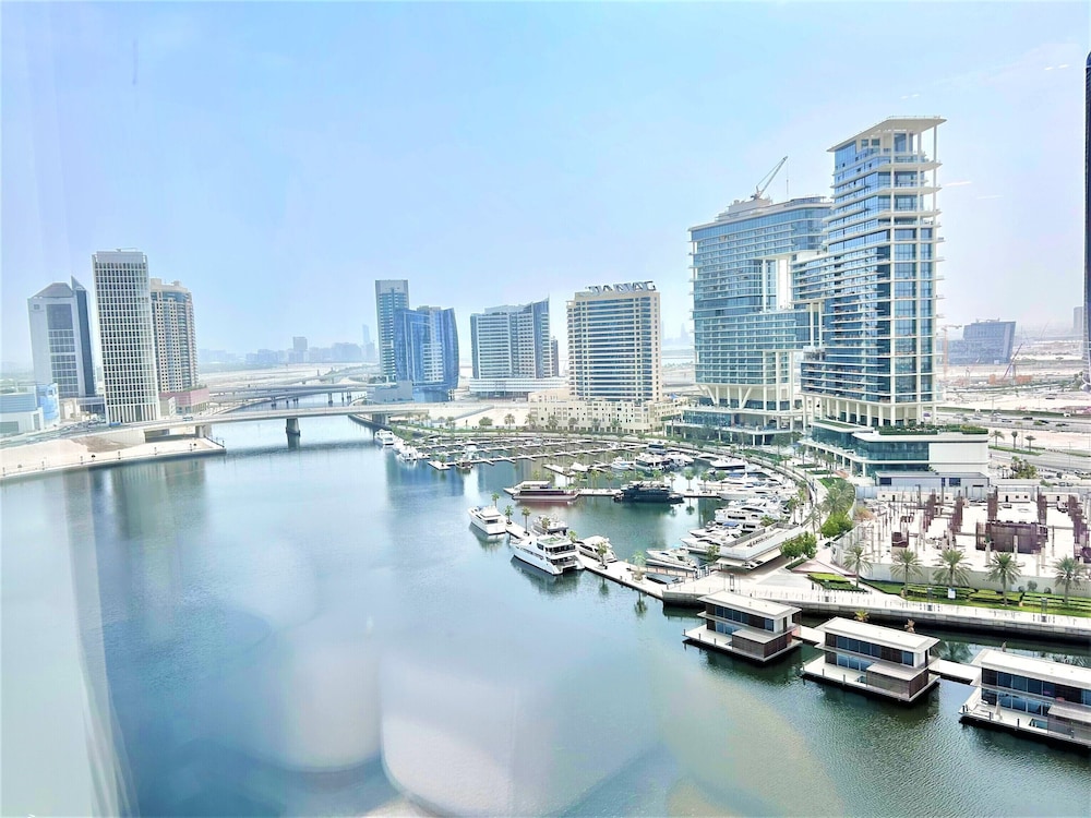 Damac Maison Luxury Apt Canal View Business Bay