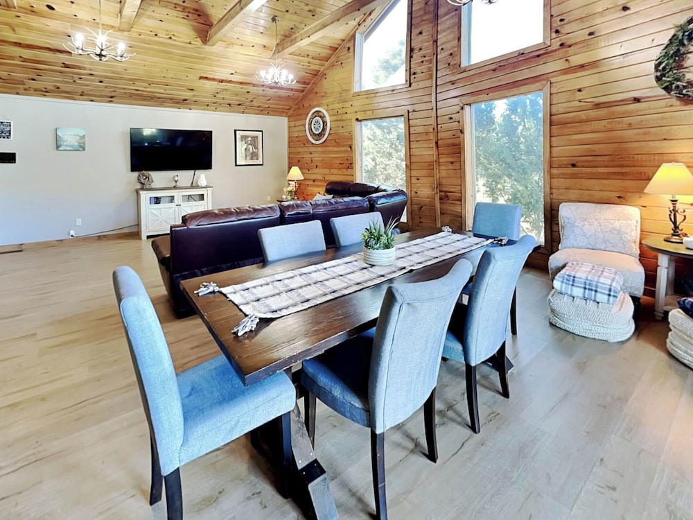 Moonlight Cabin