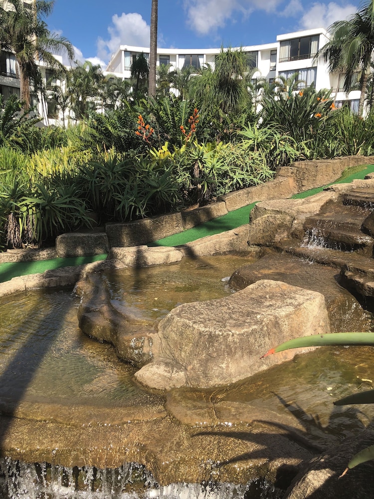 Studio Resort Apartment - Sleeps 2 - Beachside