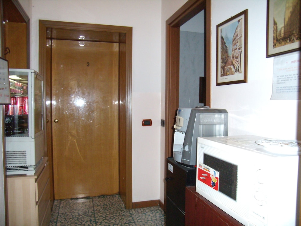 HoStel Central Station