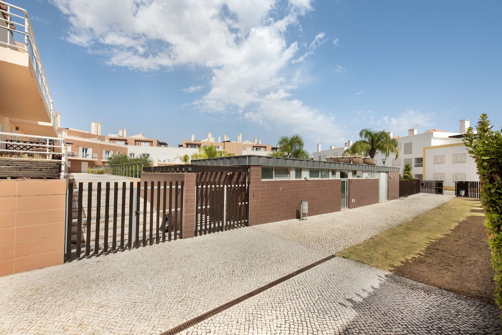 CG 73C - Penthouse - Cabanas Gardens