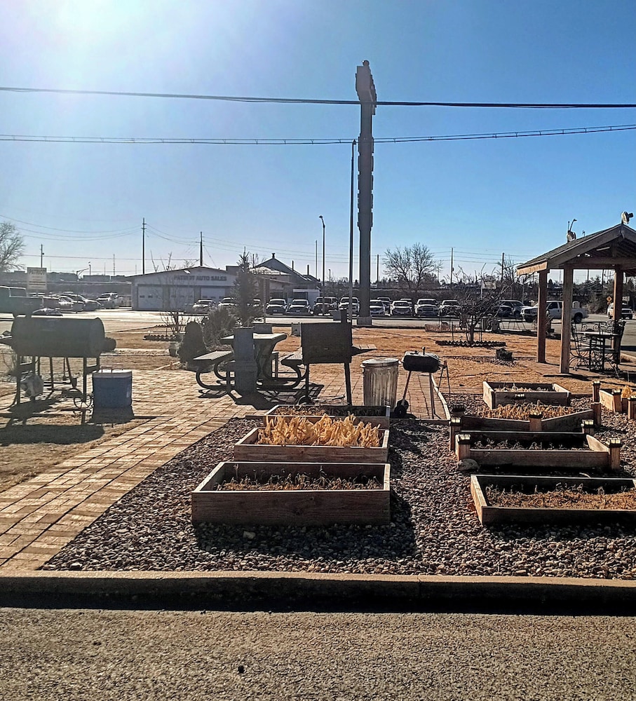 Sands Motel