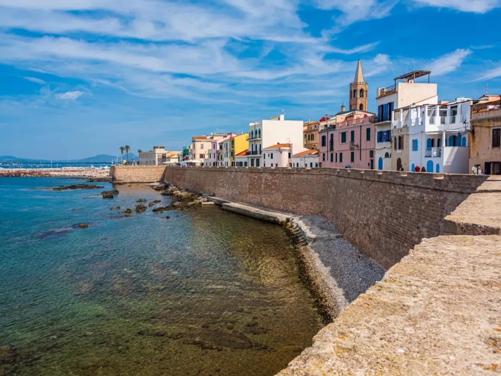Cozy Apartment Near Alghero's Seafront