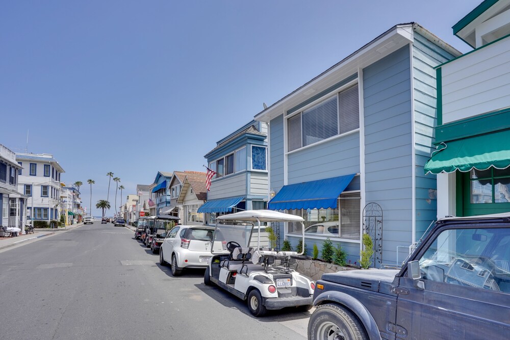 Catalina Island Duplex - Steps to Beach & Pier! view 2