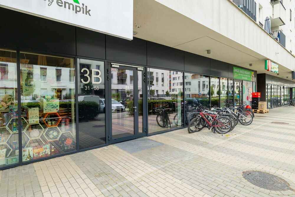 Osiedle Avia Apartment by Renters view 3