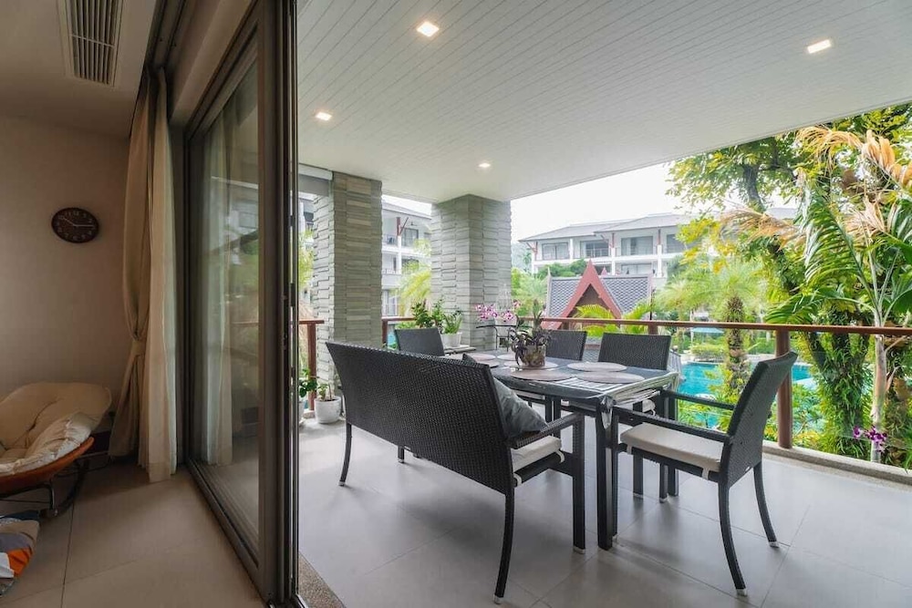 Elegant Beachfront 3BR Condo at Pearl of Naithon