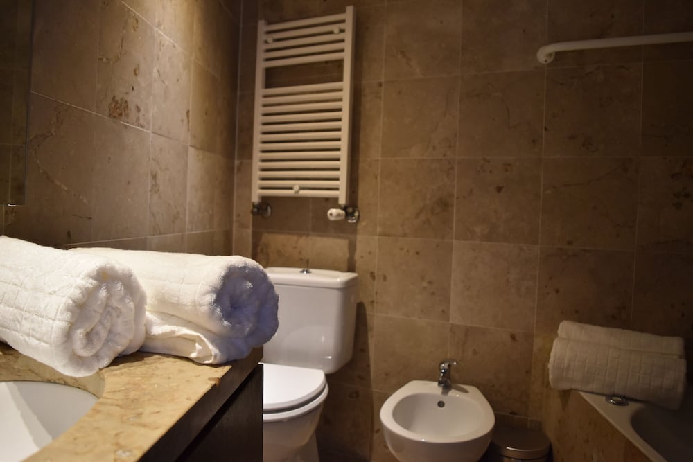 The Príncipe Real Lisbon Apartment