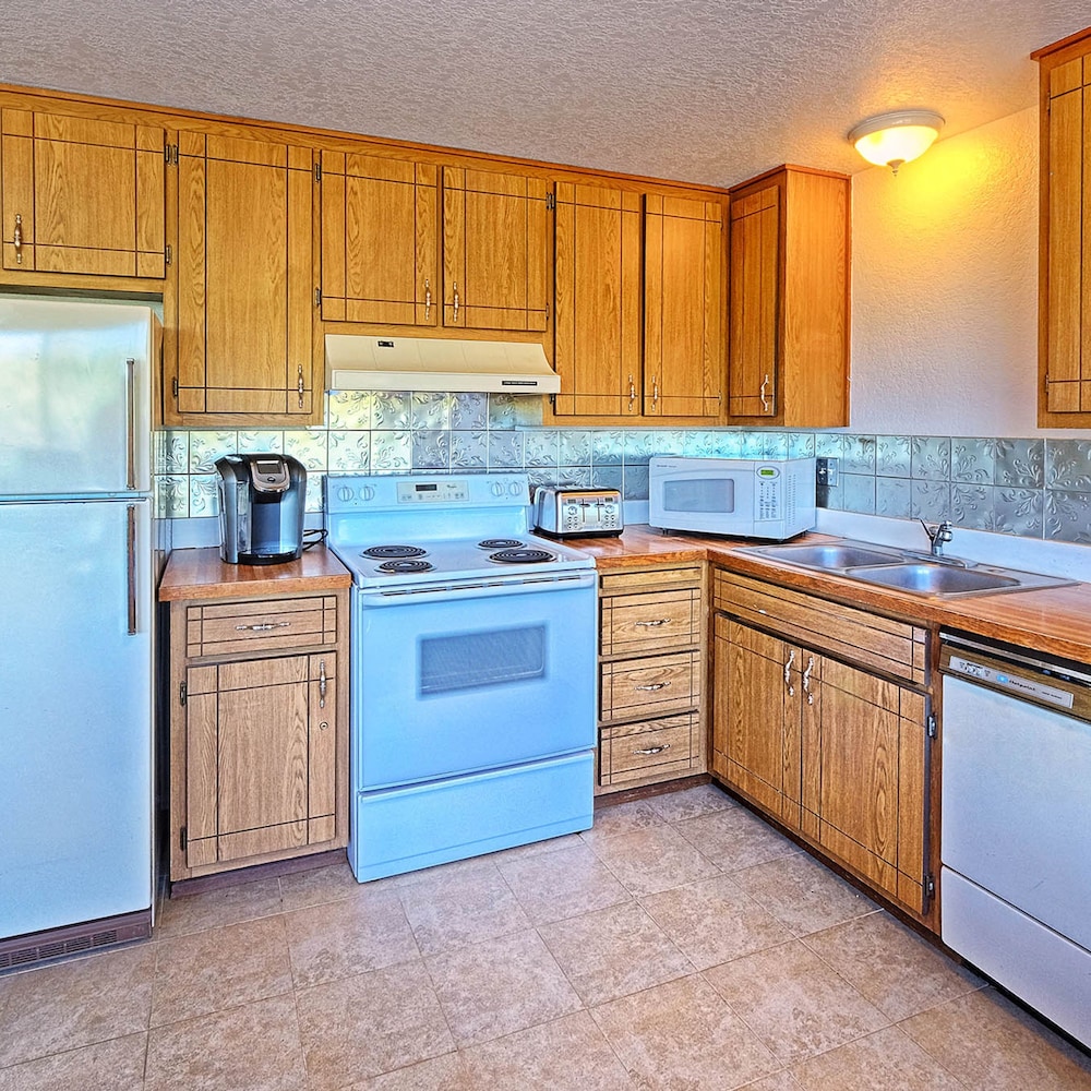 Treasured Cove Condo