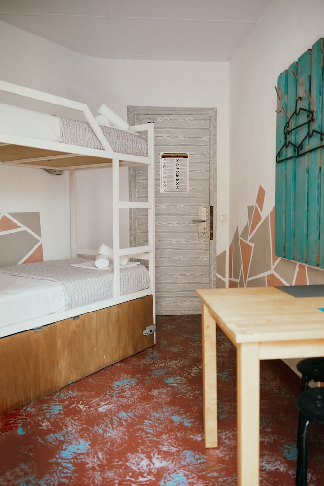 LOFT APART & HOSTAL Group