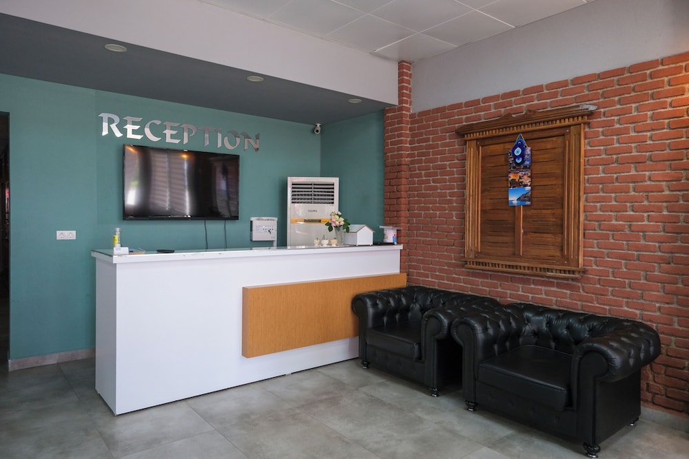 Azak Blue Otel